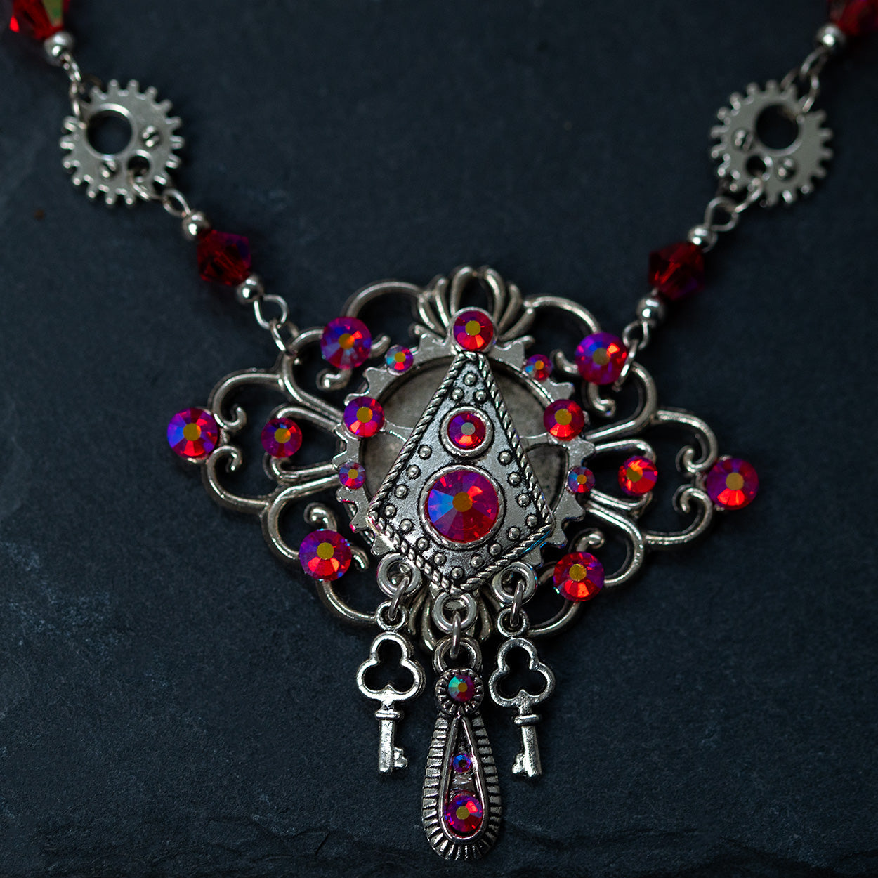 “CRYSTAL KEYS” – STEAMPUNK INSPIRED JEWELRY SET - ANTIQUE SILVER